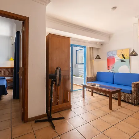Agua Marina Hotel *